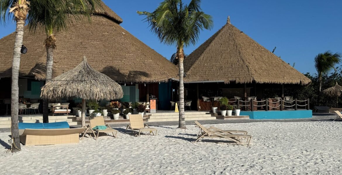 Luxury resort vacation curated by travel agent – JEK Travels