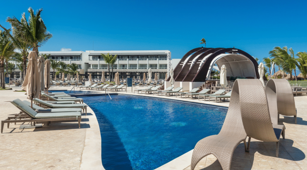 Join BBQ Pit Master Tyrone Da RibKing in Dominican Republic